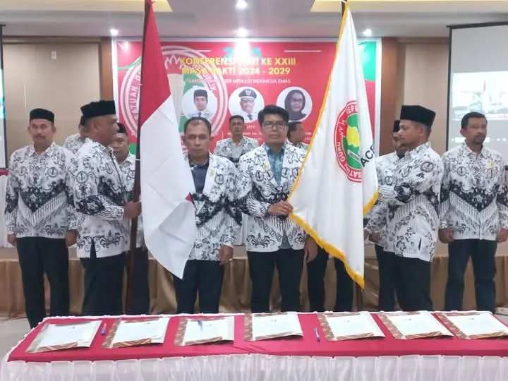 Pengurus PGRI Aceh pada Konferensi Provinsi ke-23